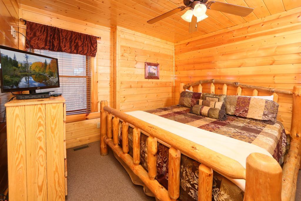 Rising Eagle Lodge - Eight Bedroom Pigeon Forge Exterior foto