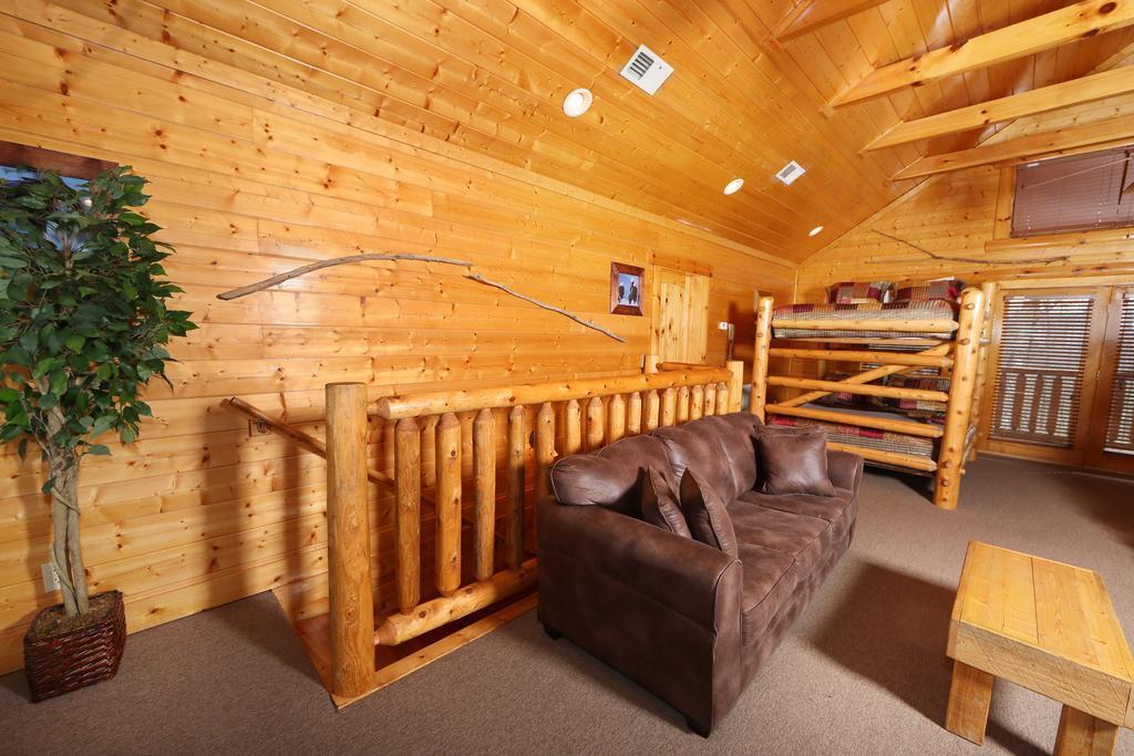 Rising Eagle Lodge - Eight Bedroom Pigeon Forge Exterior foto